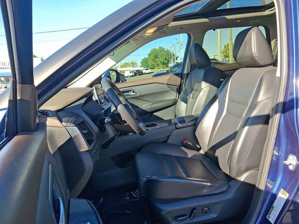 used 2023 Nissan Rogue car, priced at $20,718