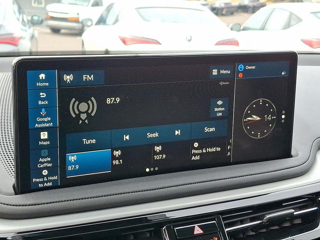 used 2025 Acura MDX car, priced at $51,998