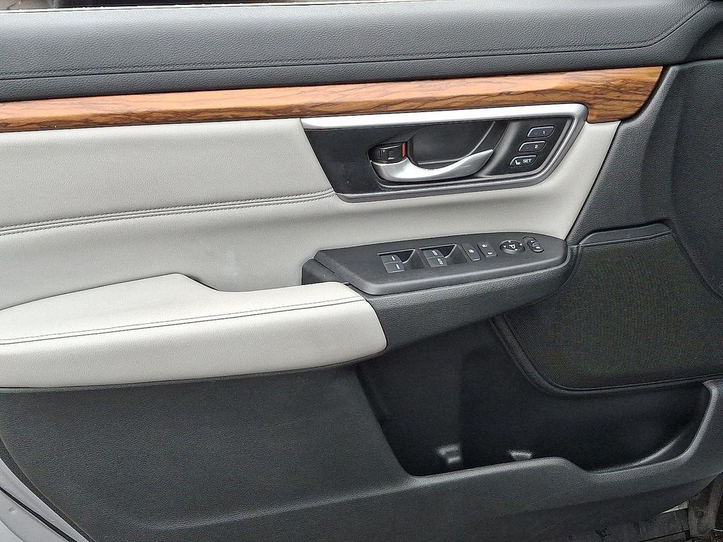 used 2017 Honda CR-V car, priced at $14,998