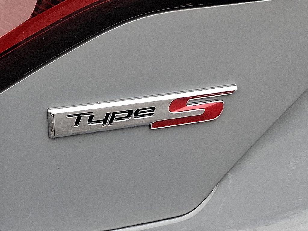 new 2026 Acura MDX car, priced at $77,800