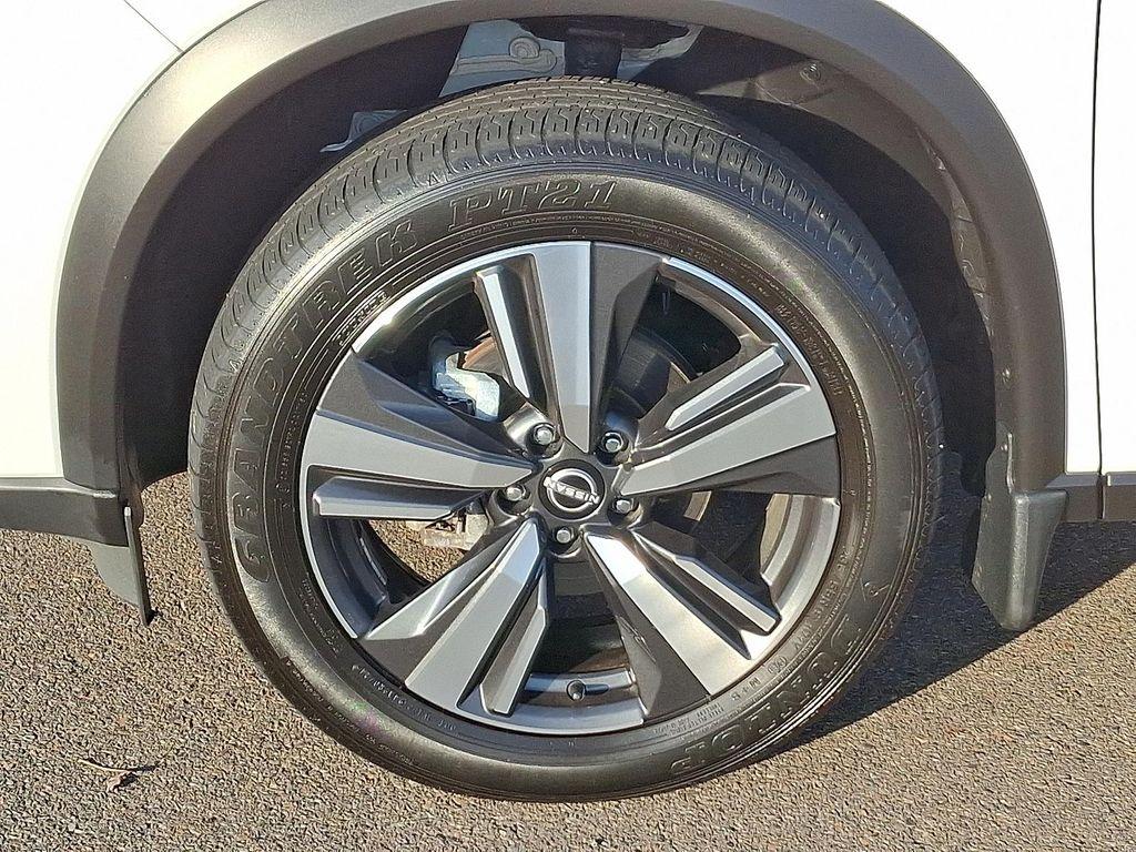 used 2024 Nissan Rogue car, priced at $29,388