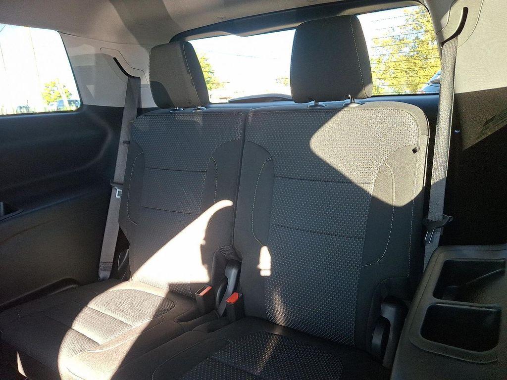 used 2023 GMC Acadia car, priced at $26,998