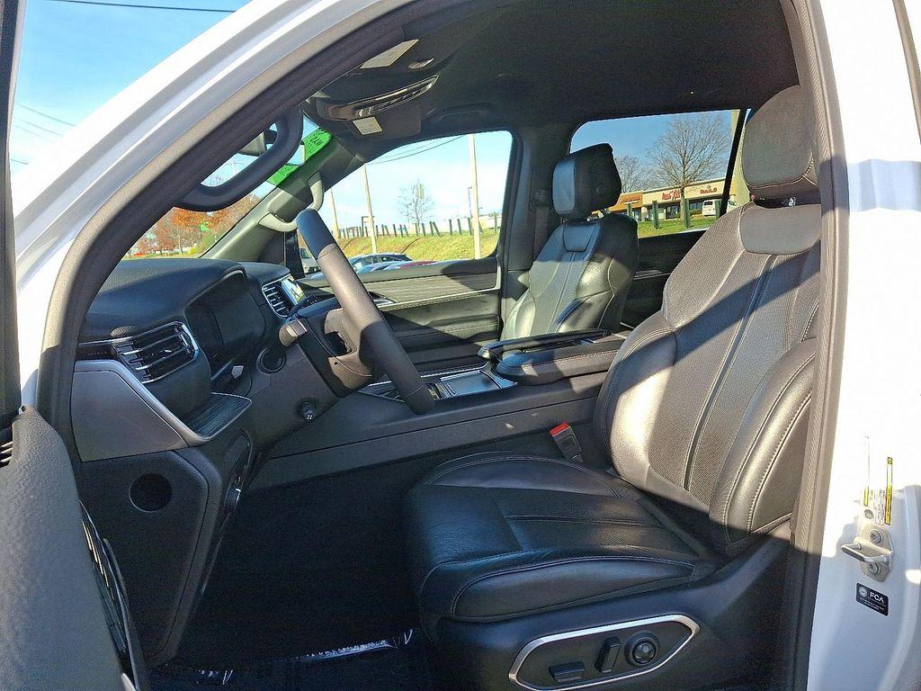 used 2024 Jeep Wagoneer L car, priced at $38,118