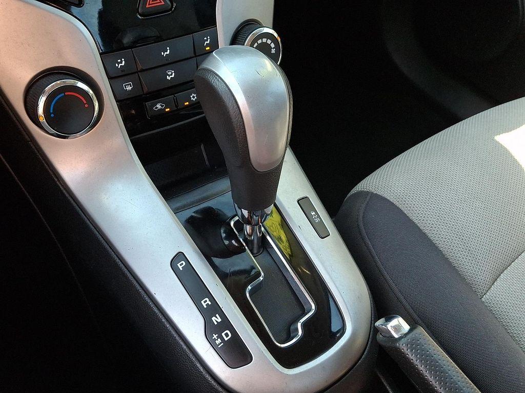 used 2014 Chevrolet Cruze car, priced at $6,488