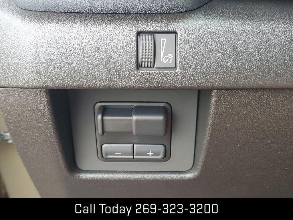 new 2025 GMC Canyon car, priced at $43,783