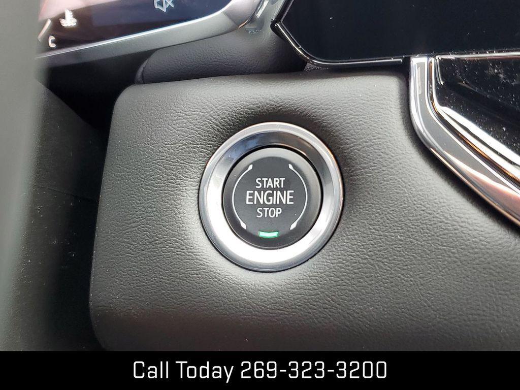 new 2025 GMC Canyon car, priced at $43,783