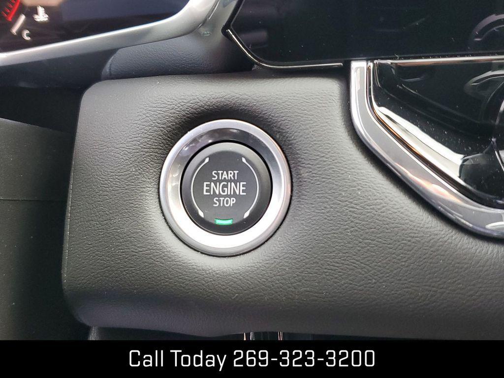 new 2024 GMC Canyon car, priced at $39,454