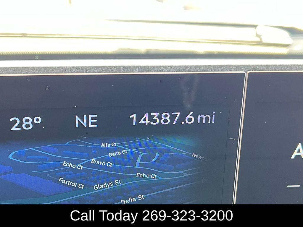 used 2025 Lincoln Navigator car, priced at $88,988