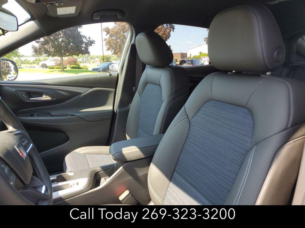 new 2025 Buick Envista car, priced at $24,948