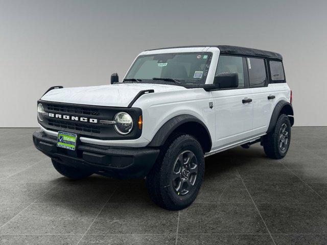 new 2025 Ford Bronco car, priced at $44,630