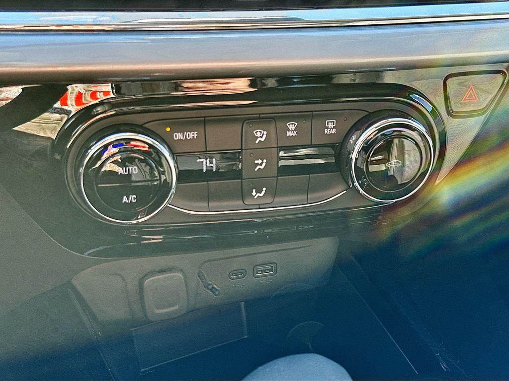 new 2026 Chevrolet Trax car, priced at $25,385