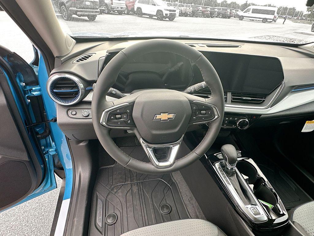new 2025 Chevrolet Trax car, priced at $26,120