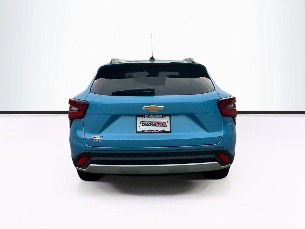 new 2025 Chevrolet Trax car, priced at $26,120