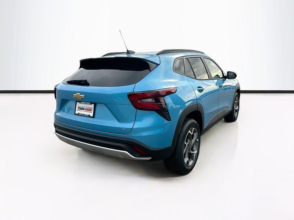 new 2025 Chevrolet Trax car, priced at $26,120