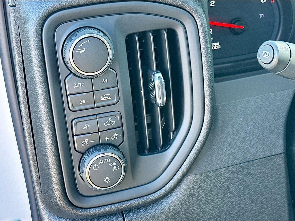 new 2026 Chevrolet Silverado 1500 car, priced at $53,100