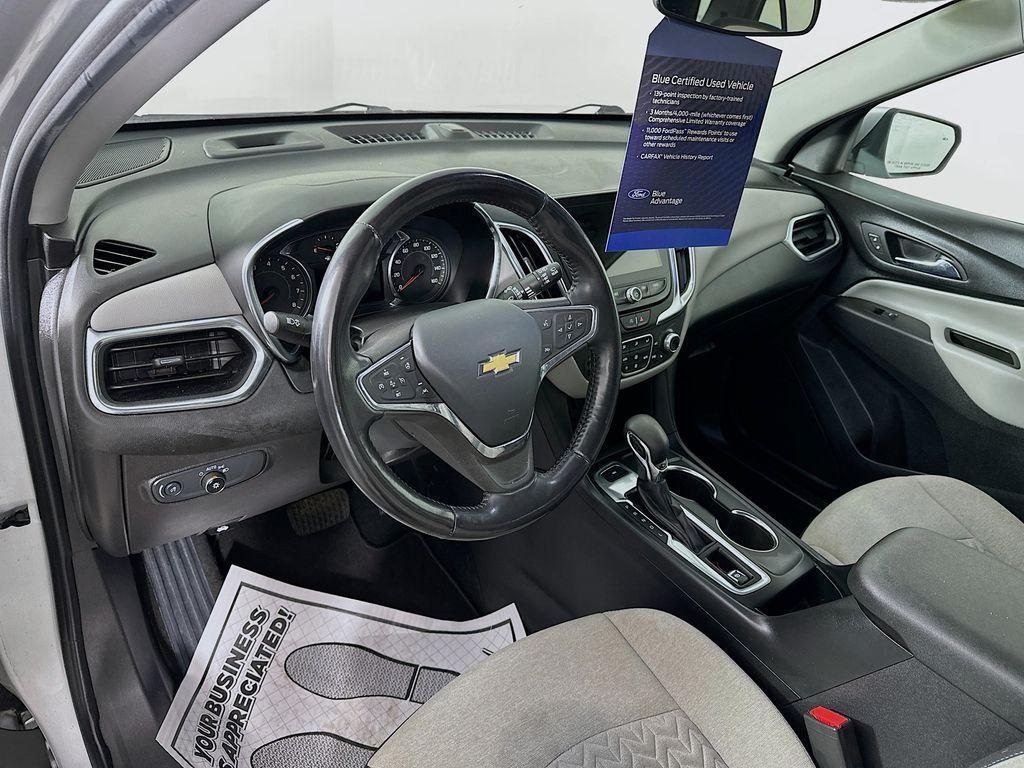 used 2022 Chevrolet Equinox car, priced at $18,900