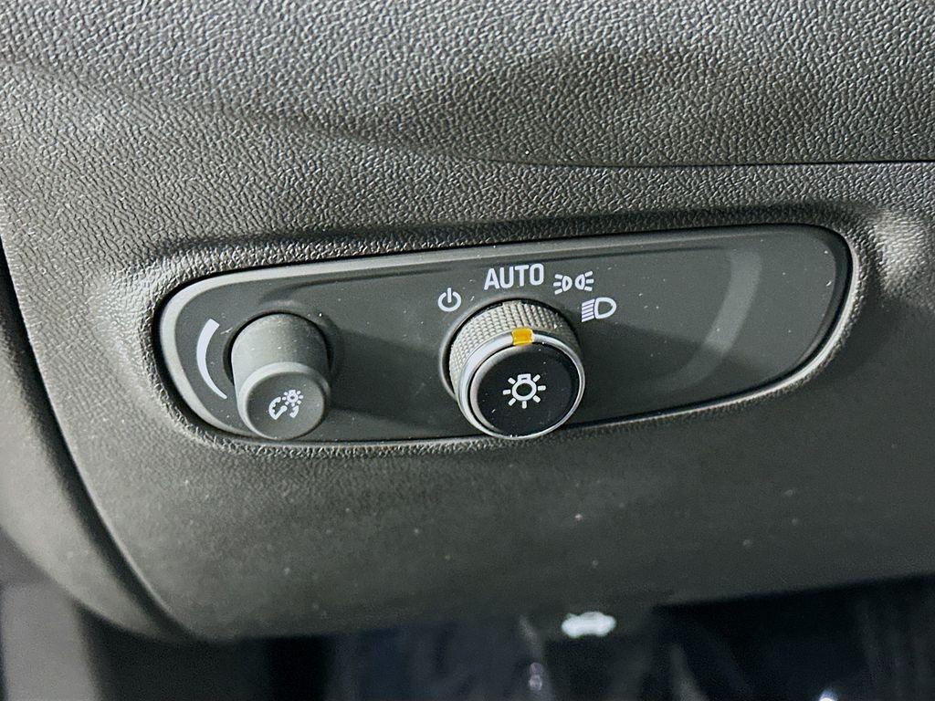 used 2024 Chevrolet Equinox car, priced at $20,400