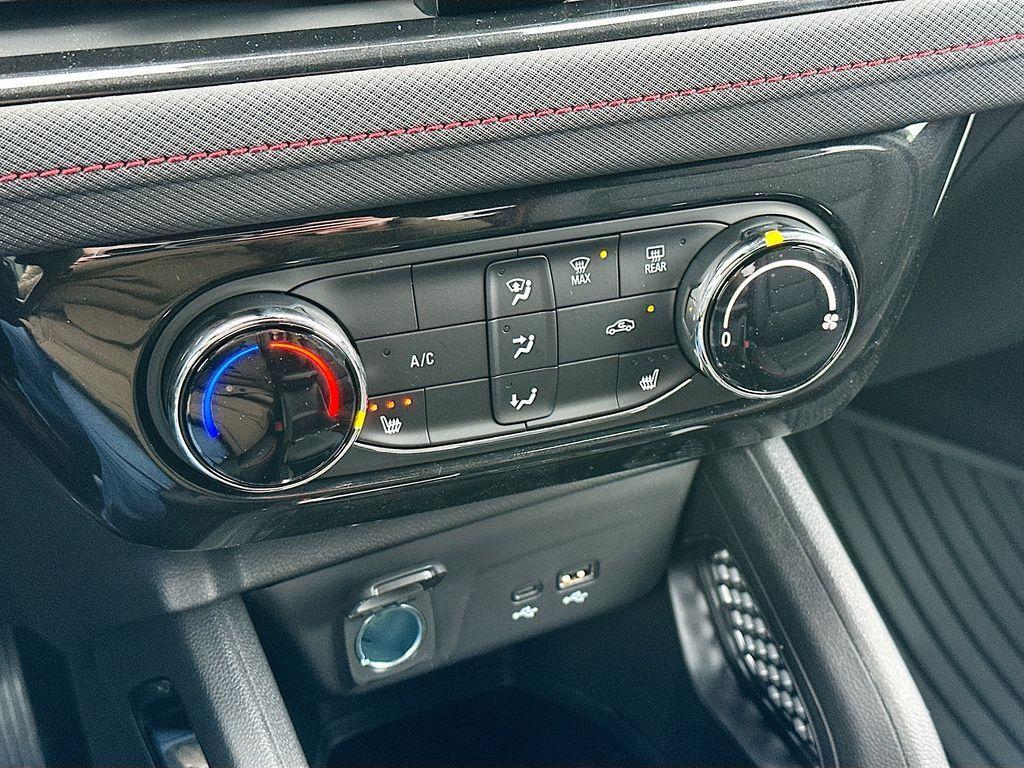 new 2026 Chevrolet TrailBlazer car, priced at $30,425