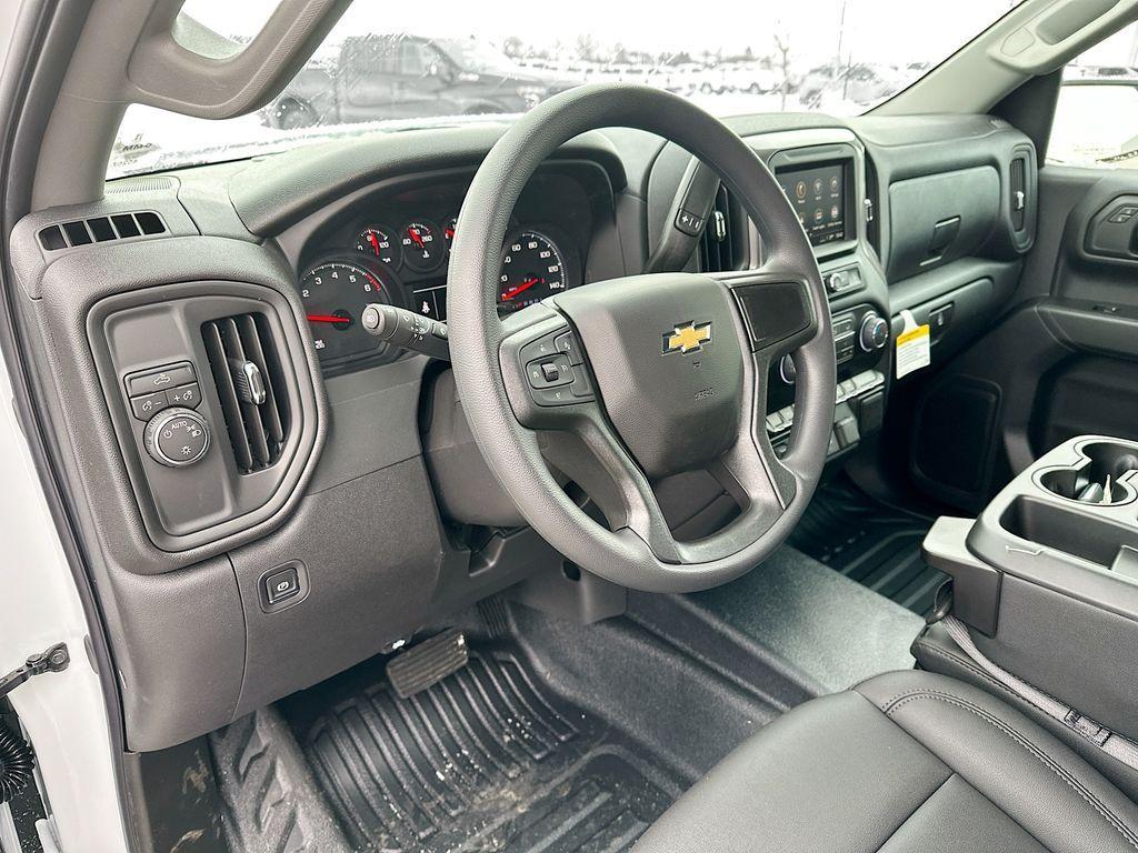 new 2026 Chevrolet Silverado 1500 car, priced at $43,470