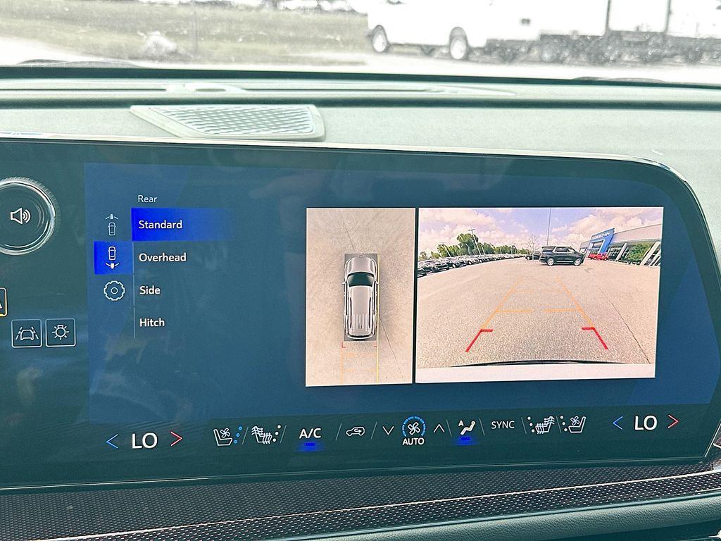 new 2026 Chevrolet Traverse car, priced at $58,290