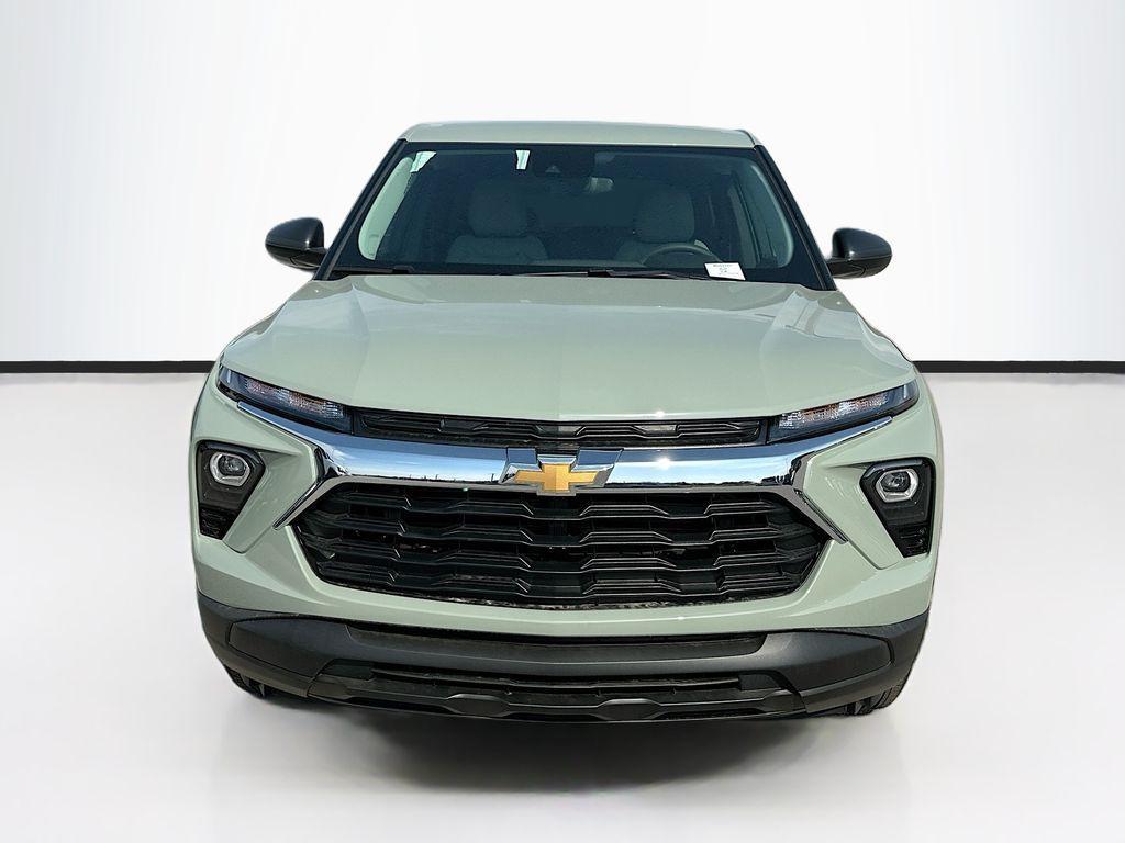 new 2026 Chevrolet TrailBlazer car, priced at $28,445