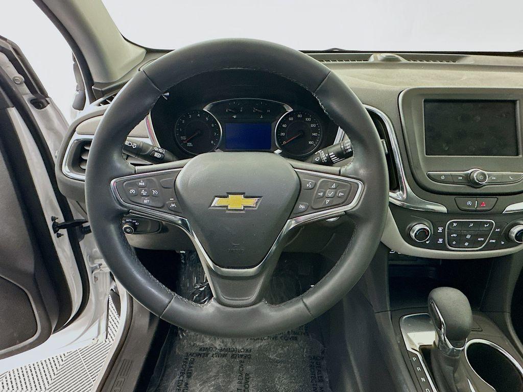 used 2024 Chevrolet Equinox car, priced at $20,000