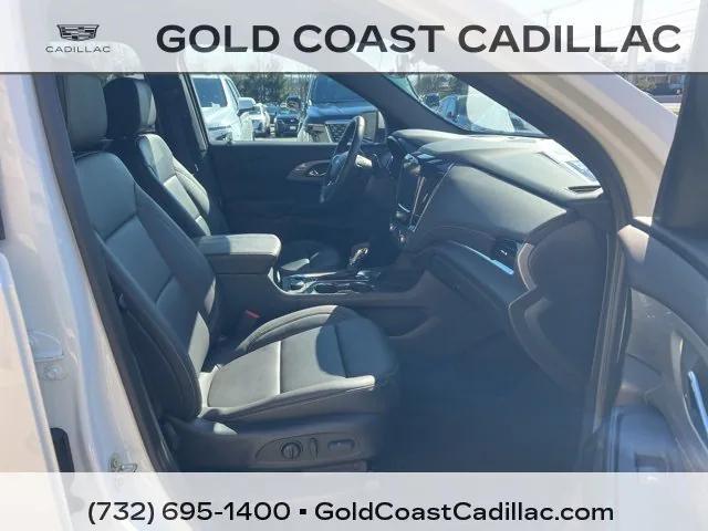 used 2023 Chevrolet Traverse car, priced at $33,590