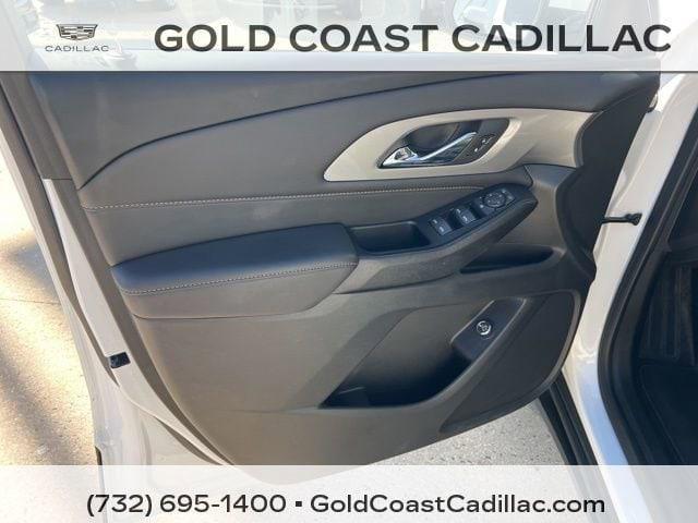 used 2023 Chevrolet Traverse car, priced at $32,345