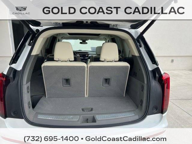 used 2023 Cadillac XT6 car, priced at $37,635