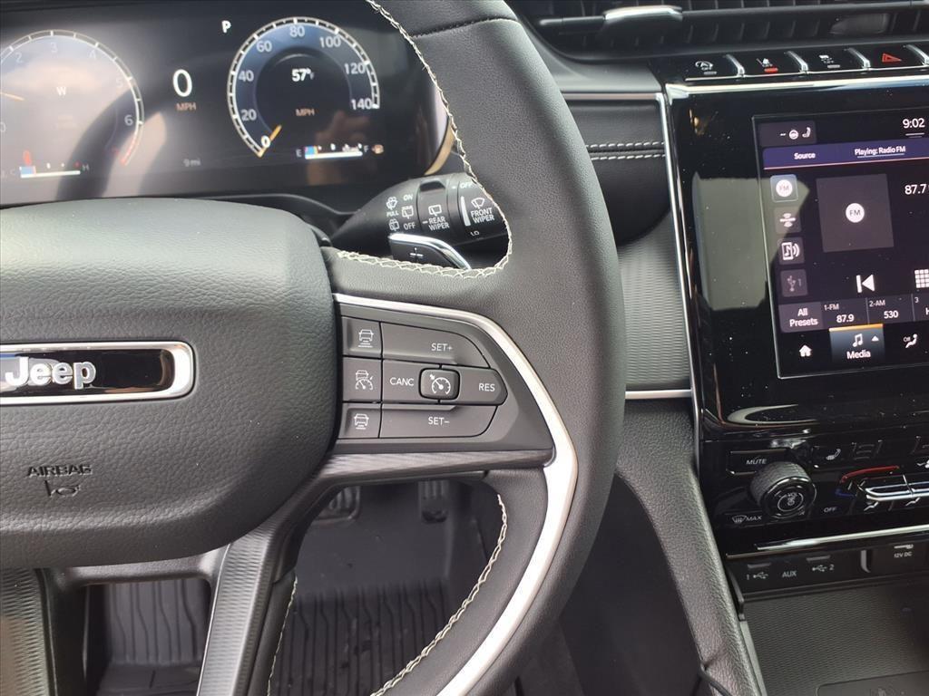 new 2025 Jeep Grand Cherokee car, priced at $34,740