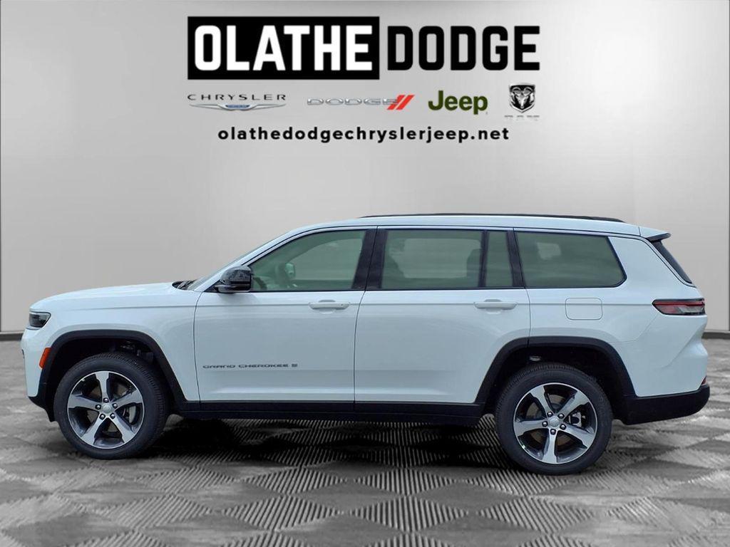 new 2026 Jeep Grand Cherokee L car, priced at $45,273
