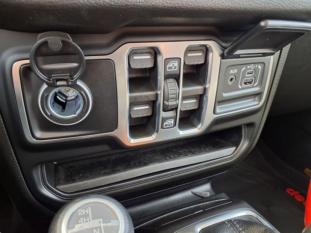 new 2026 Jeep Wrangler car, priced at $39,995