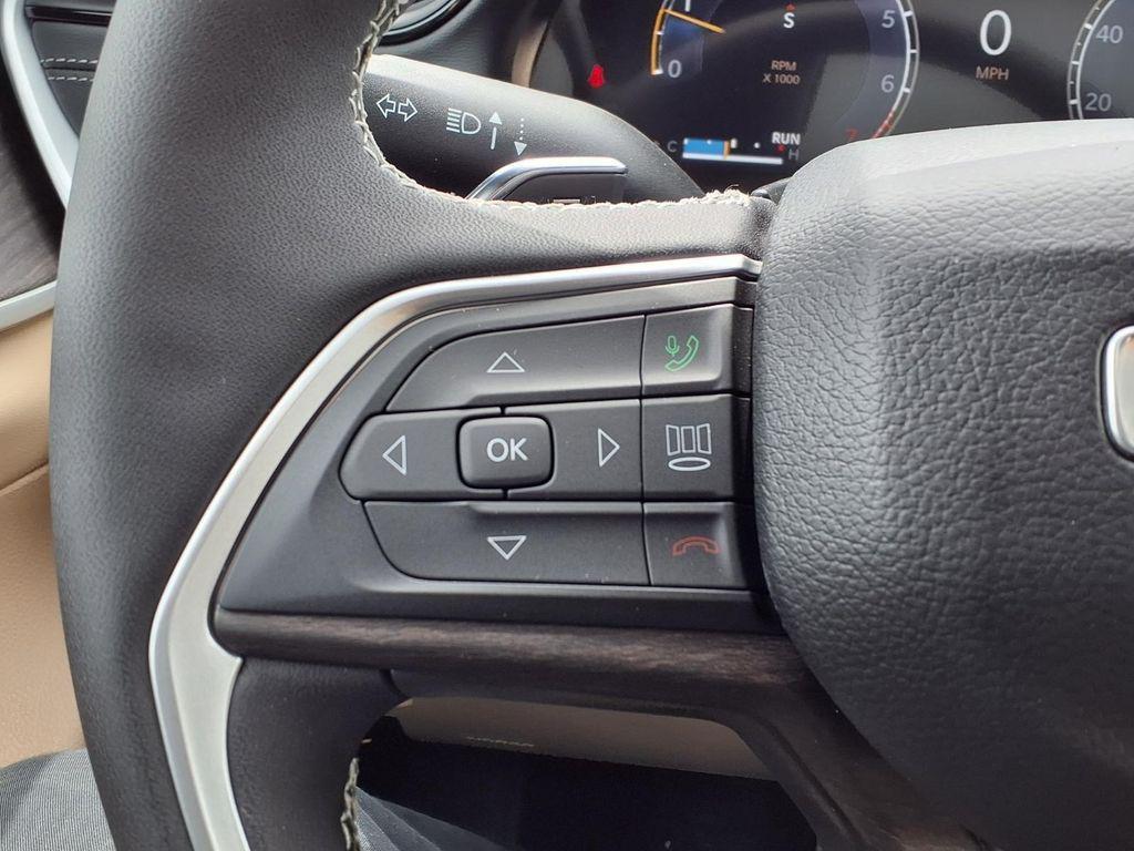 new 2026 Jeep Grand Cherokee car, priced at $48,382
