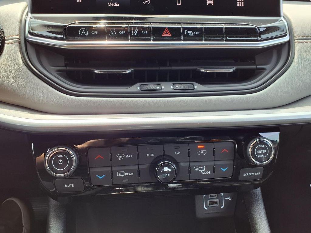 new 2026 Jeep Compass car, priced at $34,138