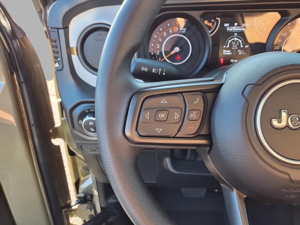 new 2026 Jeep Gladiator car, priced at $38,776