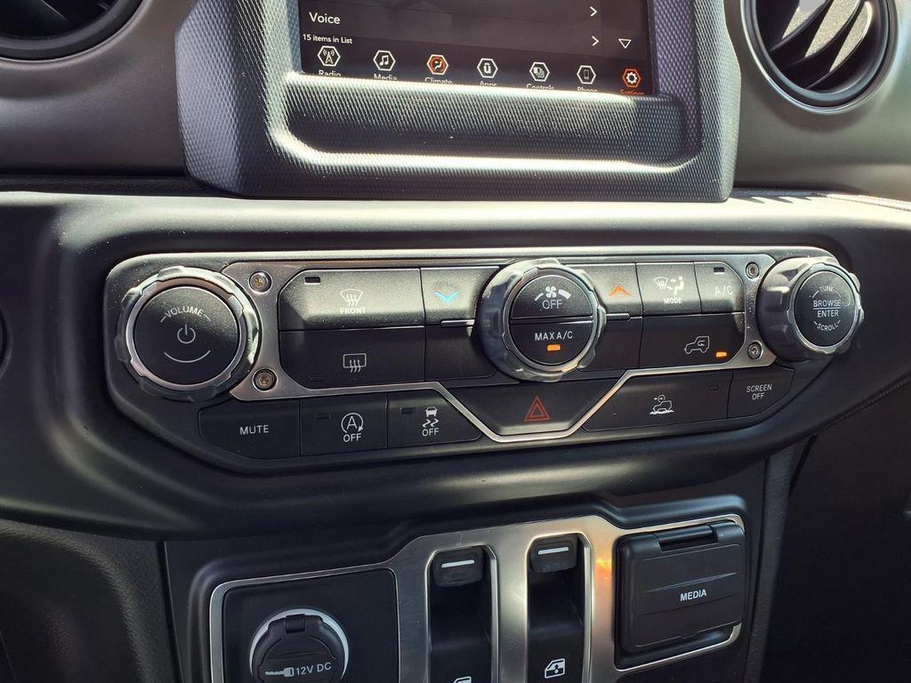 used 2022 Jeep Wrangler car, priced at $27,118