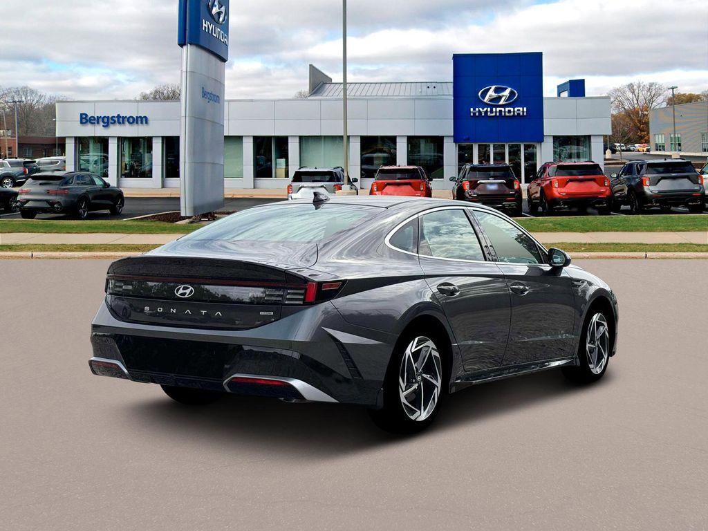 new 2026 Hyundai Sonata car, priced at $32,013