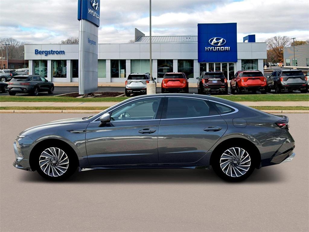 new 2026 Hyundai Sonata Hybrid car, priced at $33,230