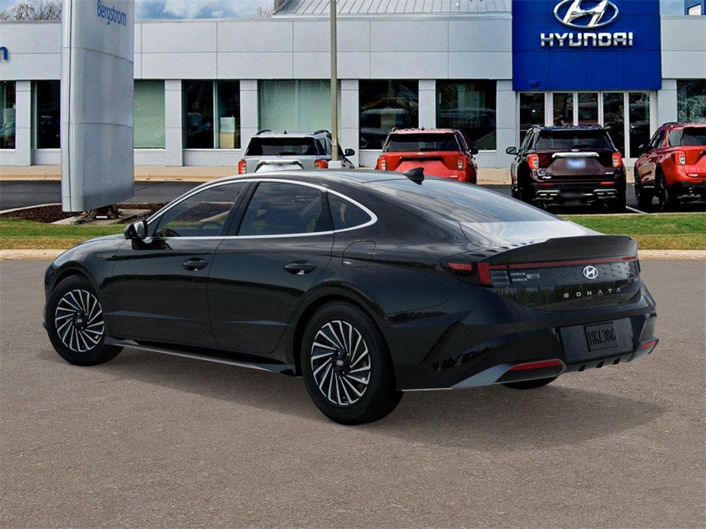 new 2025 Hyundai Sonata Hybrid car, priced at $34,706