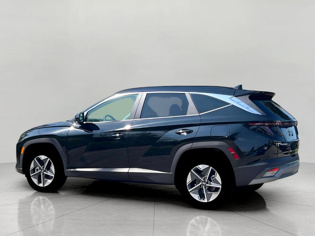 new 2025 Hyundai TUCSON Hybrid car, priced at $34,065