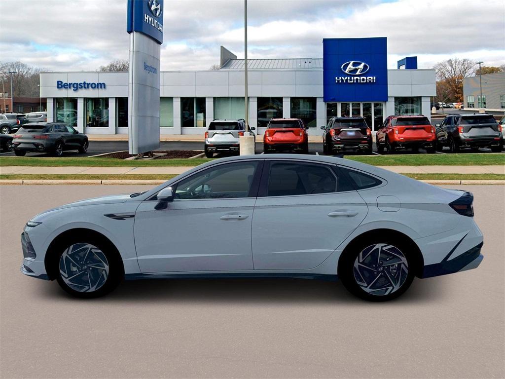 new 2026 Hyundai Sonata car, priced at $30,091