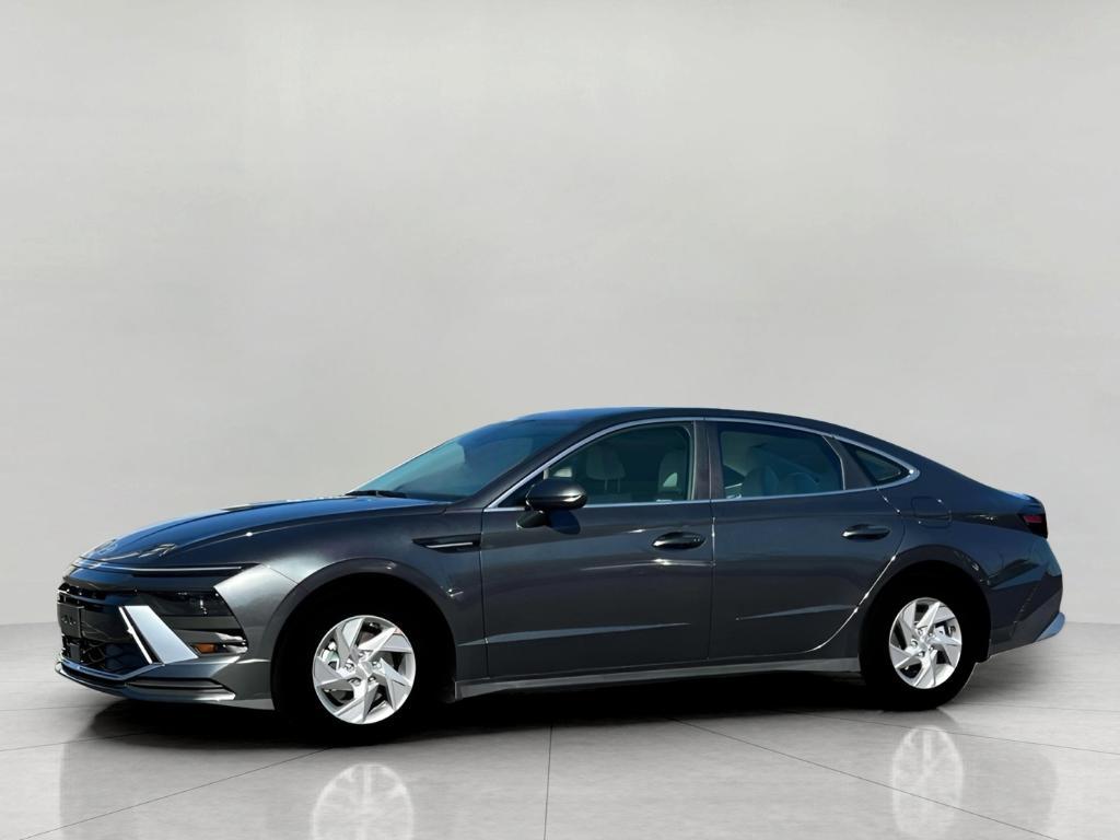 new 2025 Hyundai Sonata car, priced at $25,095