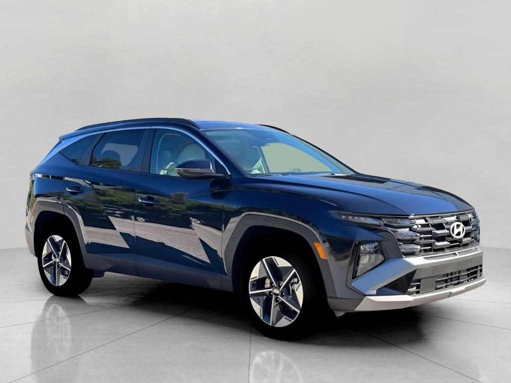 new 2026 Hyundai TUCSON Hybrid car, priced at $37,385