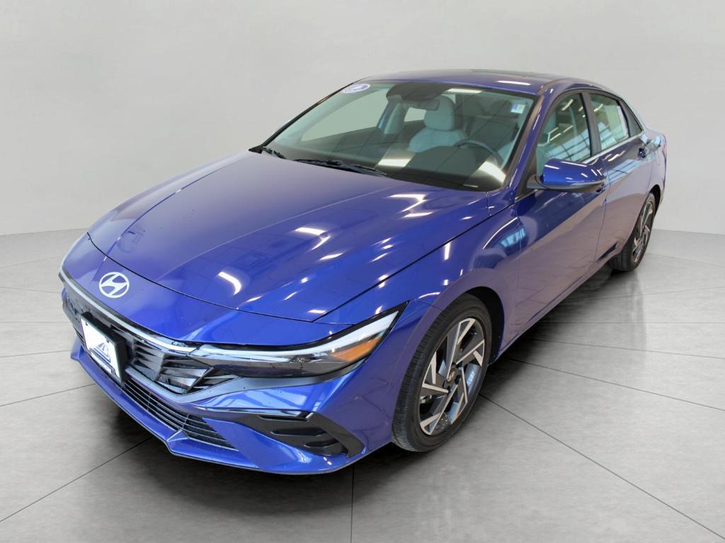 used 2025 Hyundai Elantra car, priced at $22,950