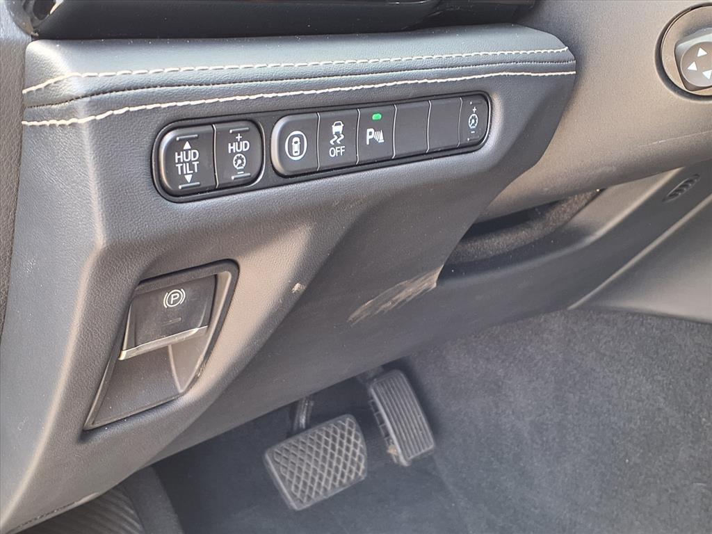 used 2024 Acura MDX car, priced at $41,599