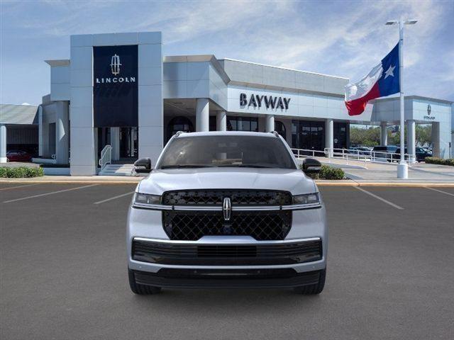 new 2025 Lincoln Navigator car, priced at $96,187