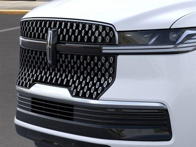 new 2025 Lincoln Navigator car, priced at $93,804