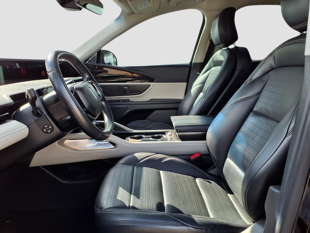 used 2024 Lincoln Nautilus car, priced at $46,790