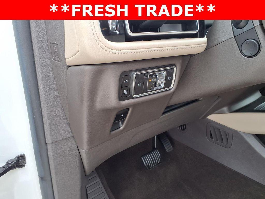 used 2023 Lincoln Nautilus car, priced at $36,311