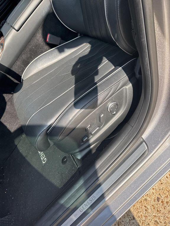 used 2021 Genesis G80 car, priced at $28,001